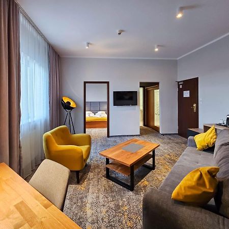 Hotel Mikulski Гливице Экстерьер фото