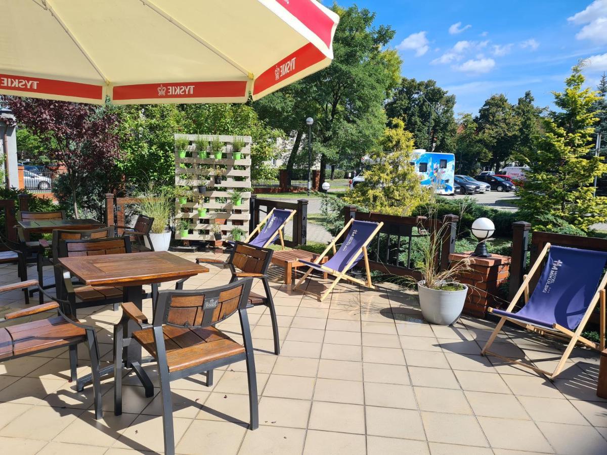 Hotel Mikulski Гливице Экстерьер фото
