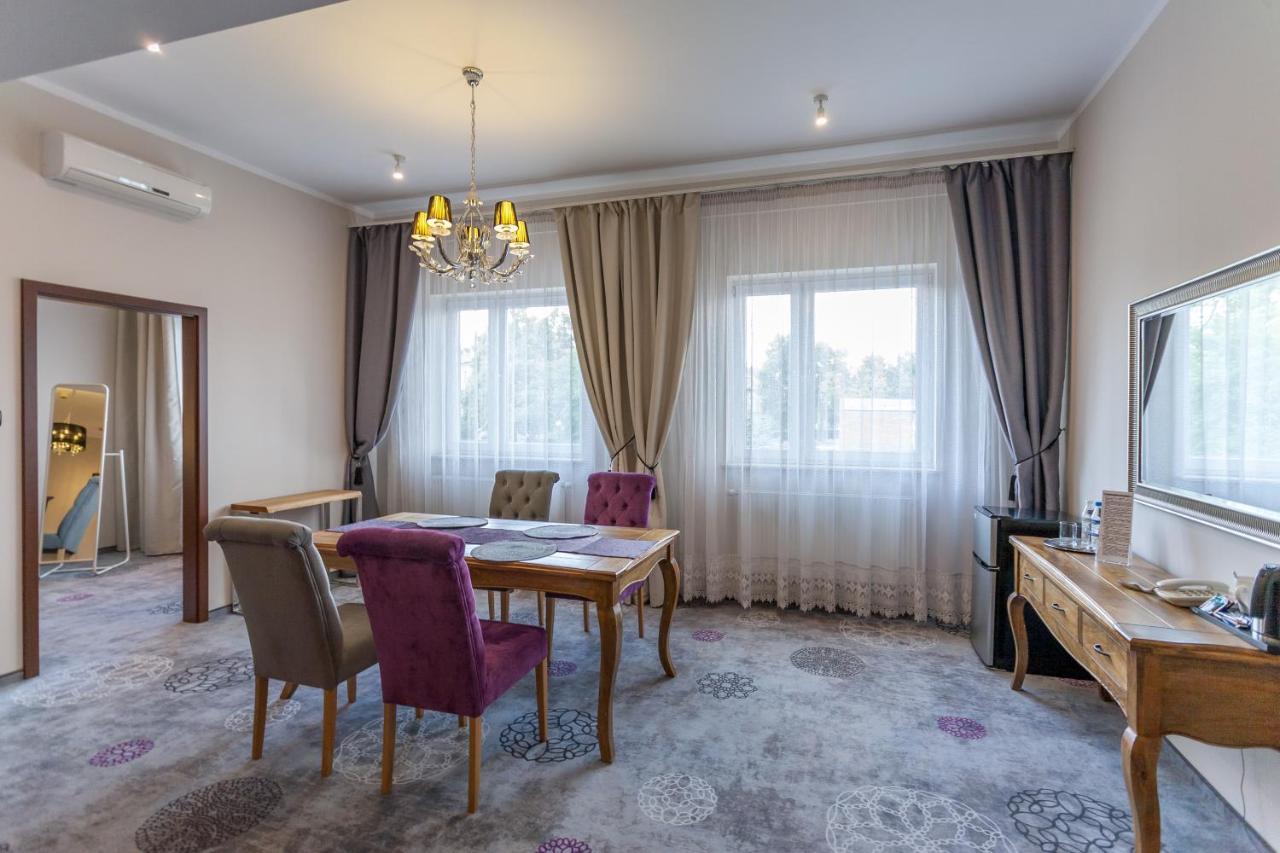Hotel Mikulski Гливице Экстерьер фото